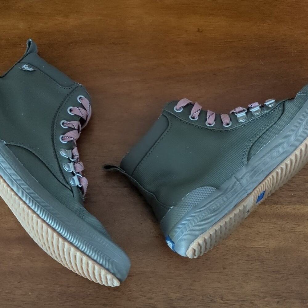 Keds Women's Olive Color Scout Boot Splash  Canvas Ankle boots size 7 VGUC